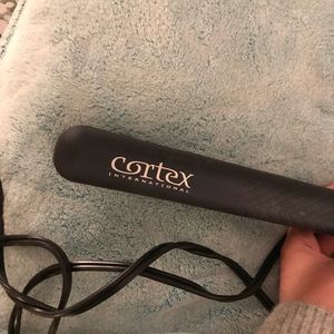 Cortex straightener